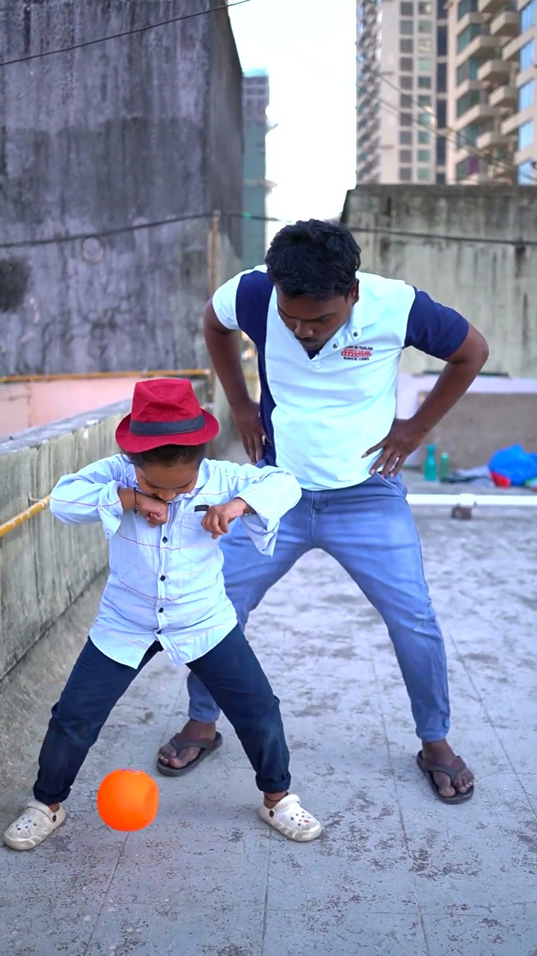 Bok Bok I am chicken ? Prank ? #shorts #funnyvideo #funnyvideo