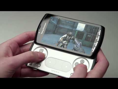 Video: Lara Croft Dan Xperia Play Eksklusif