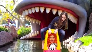 Magic Surprise Trip in Whale Mouth- Cozy Coupe Ride