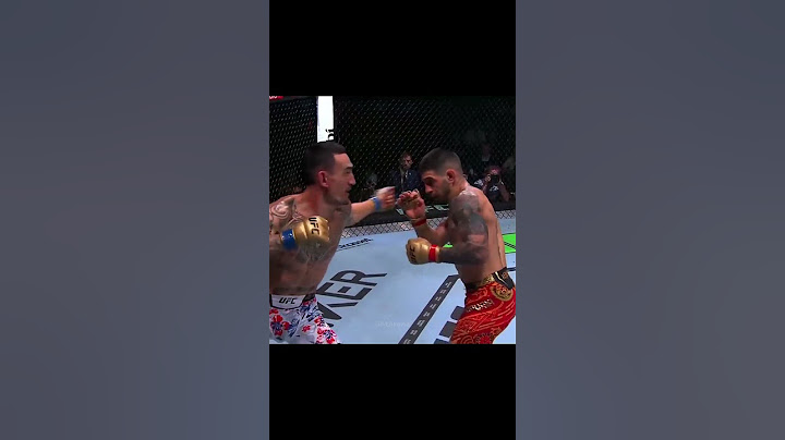 Ilia Topuria vs Max Holloway #shorts