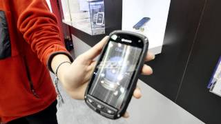 Kyocera Solar Battery in Display Hands On [4K] screenshot 3