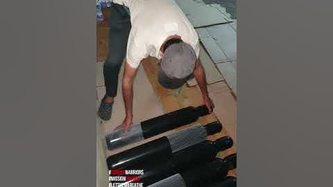 Unloading Oxygen Cylinders