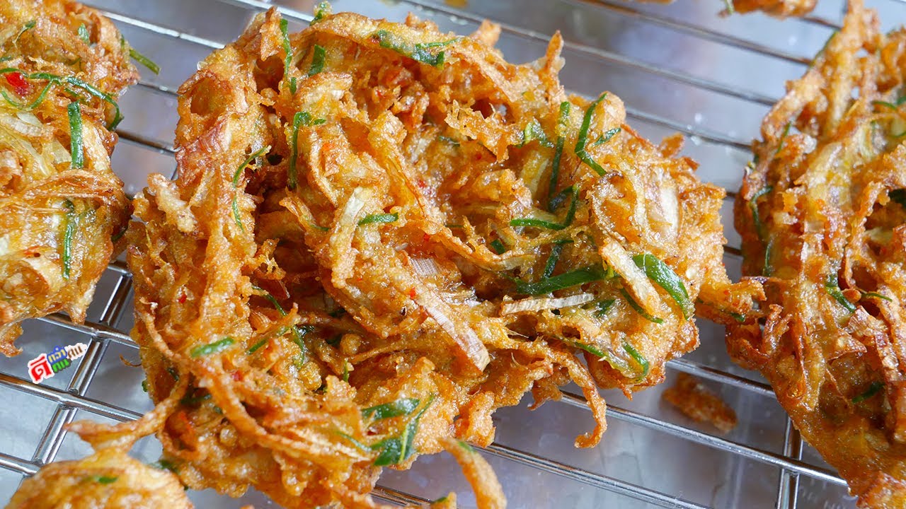 ทอดมันหัวปลีกล้วย ทอดตอนเย็นๆ กรอบแน่ หัวปลีขาวจั๊ว กรอบฟูนุ่มไม่กระด้าง อมน้ำมันน้อยๆ