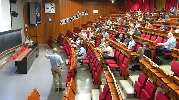 Supersymmetric localization with dynamical gravitons