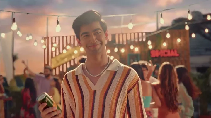 Schweppes - Born Social Club TVC