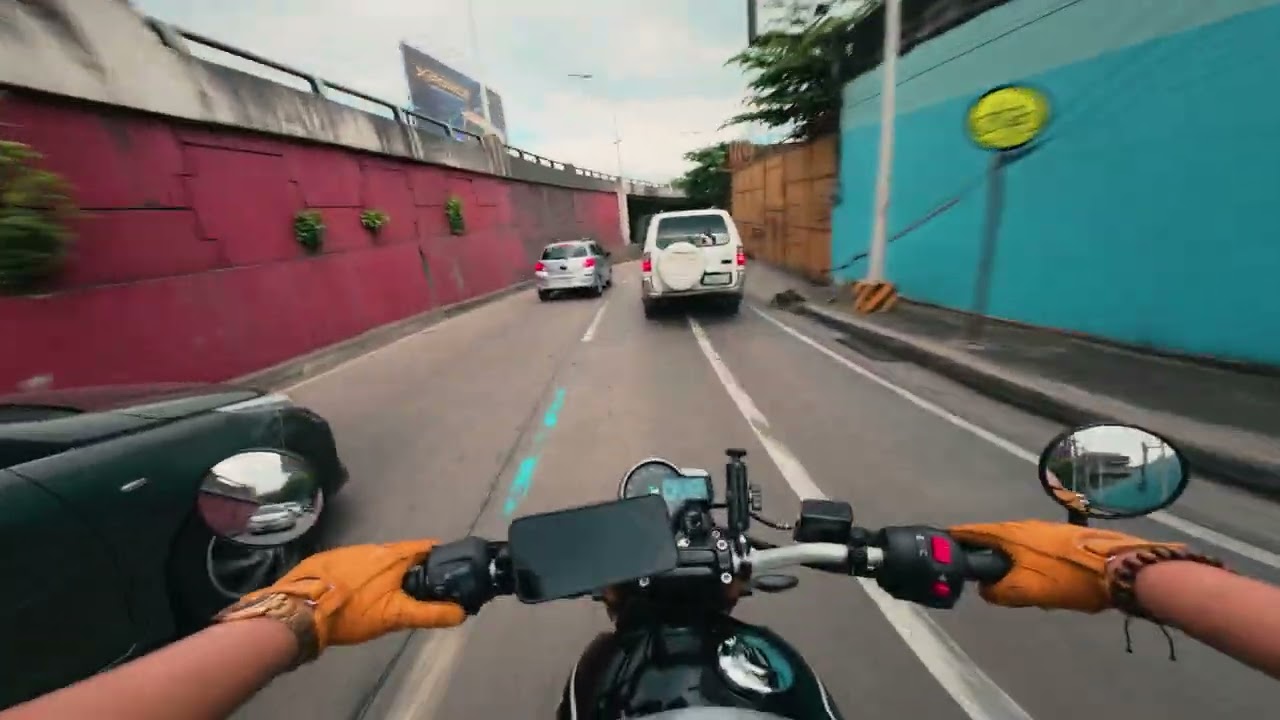 Cloudy in Manila | Triumph Speed 400 | Pure Sound | Silent Vlog EP.8