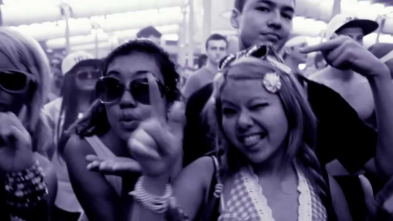 Mira Psyko Punkz - Feel the Rhythm (Alpha² RMX) / Lets Get ill - Official Videoclip en YouTube Mira Psyko Punkz - Feel the Rhythm (Alpha² RMX) / Lets Get ill - Official Videoclip en YouTube