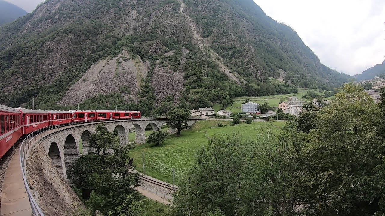 ベルニナエクスプレス Bernina Express 世界遺産 ブルージオのループ橋 Youtube