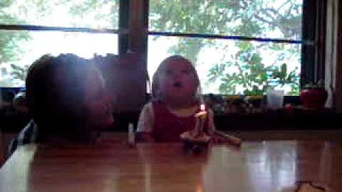 Arabella 1st birthday 9 14 02
