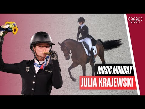 First female eventing gold medallist! 🏅 Julia Krajewski & Amande de B'Neville at Tokyo 2020 🤩🐴🇩🇪