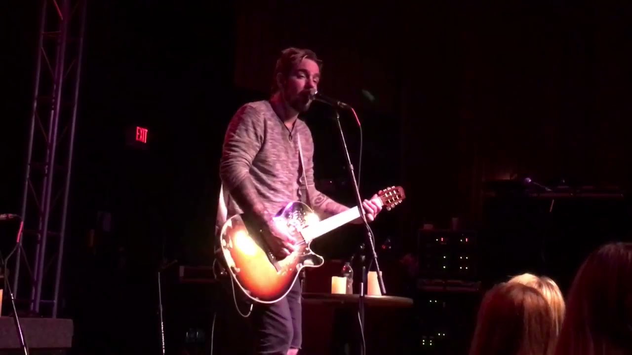 Let It Die ⁄ Get Out Alive Acoustic by Adam Gontier Live at Diesel in Chesterfield, MI