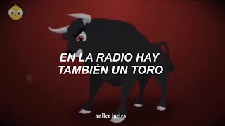 en la radio hay también un toro // el pollito pio (letra) 🐥