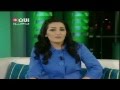 بعوضة فى فم مذيعة توقف نشرة الأخبار