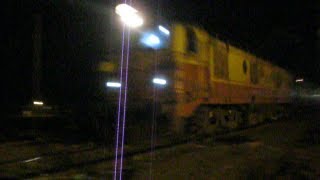 BSL WAM4 12618 NZM Ernakulam Mangala Lakshadweep Express shatters the silence at Mandideep !!