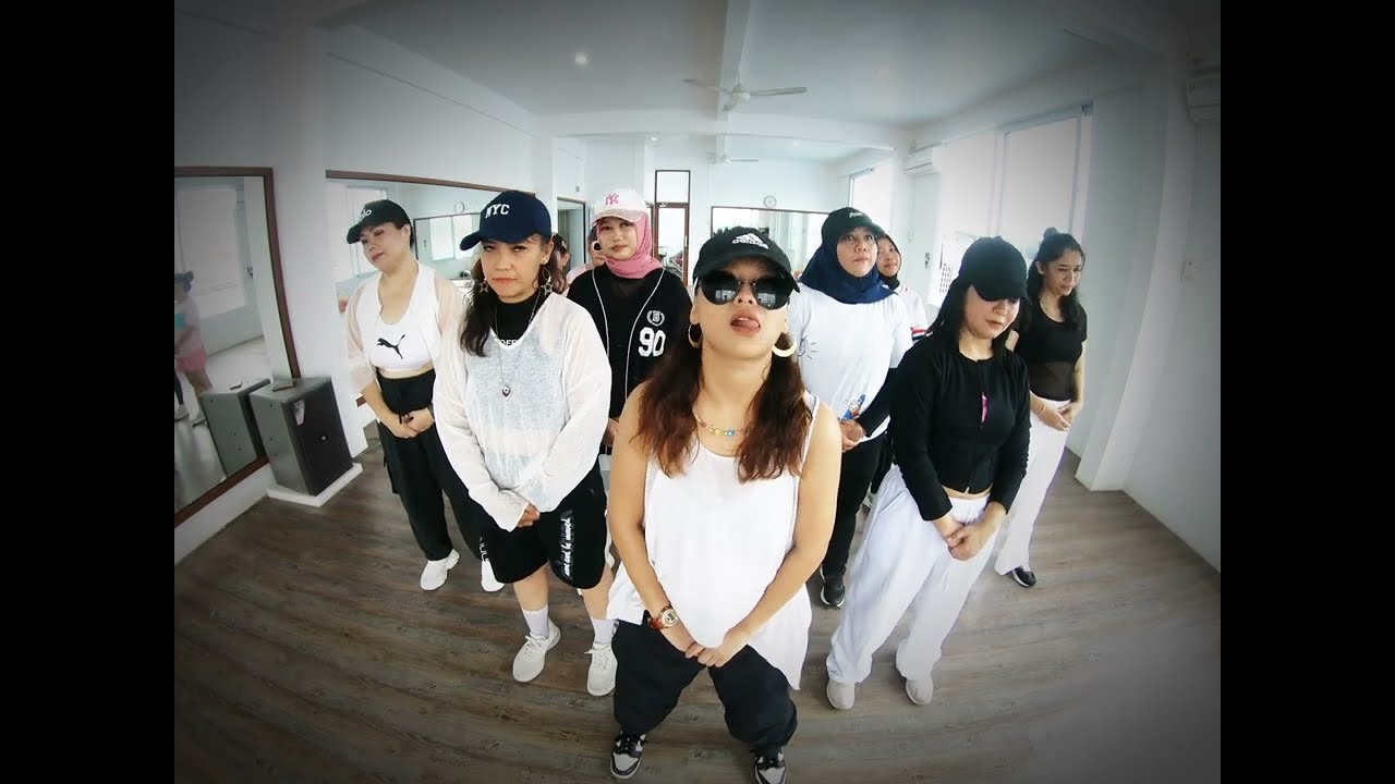 SALSATION®サルセーションジャンプスーツ JUMP - BLACKPINK || SALSATION CHOREOGRAPHY BY SEI PIPIT - YouTube