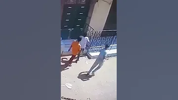 مش كنا مدلعينك من غيري بستو و يدي بستو وشفت عز بعينك اهو بكى وشتكى ملك الفبركة في كان في الرلكة 