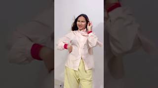 Lal🩸lal😱 #youtubeshorts #dance #dancecraze #ytshorts #bollywoodmusic #trending #viraldance #love