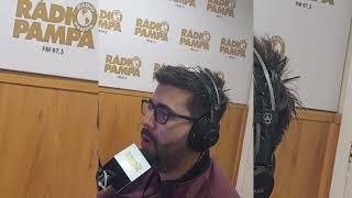 Médico fica pelado em posto de gasolina, tenta atropelar funcionários e é preso em Florianópolis