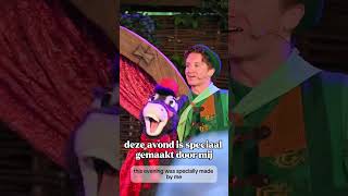 Zingen En Dansen Met Ezel Tijdens De Zomer Efteling shorts