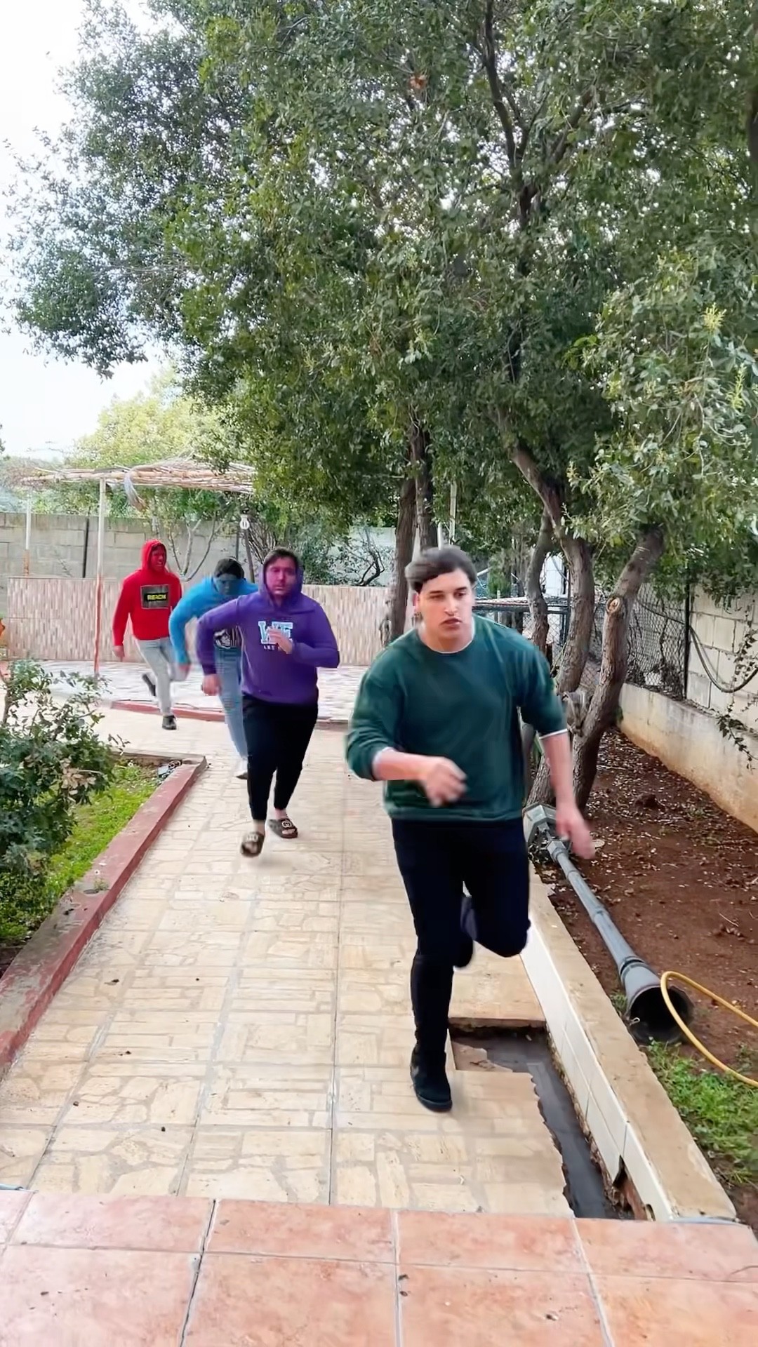 جوزي بالهرب معندهوش يما رحميني:?