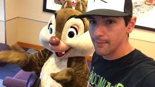 One HOUR of LEGO, Characters, Rainforests, & Free Stuff in Downtown & Disneyland Hotel(Disneyland Hotel Magic + Disney Characters + LEGO mania + Rainforest Cafe = WOOOOOOT Between Disneyland and Disneyland hotel is Downtown Disney, ..., 2015-08-07T02:00:07.000Z)