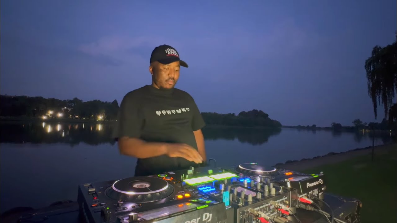 CITIZEN STHEE .|. MIX BY THE RIVER