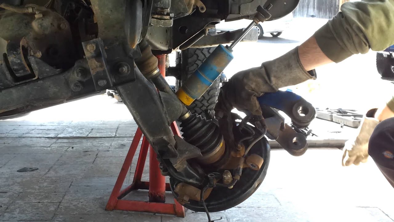 Lug nut, fixed it! YouTube