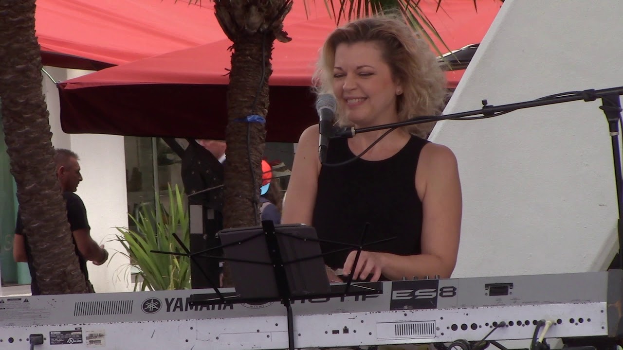 Fanni Sarkozy at South Beach Jazz Festival, Miami Beach, FL, Sun Jan 5 2020 part 2
