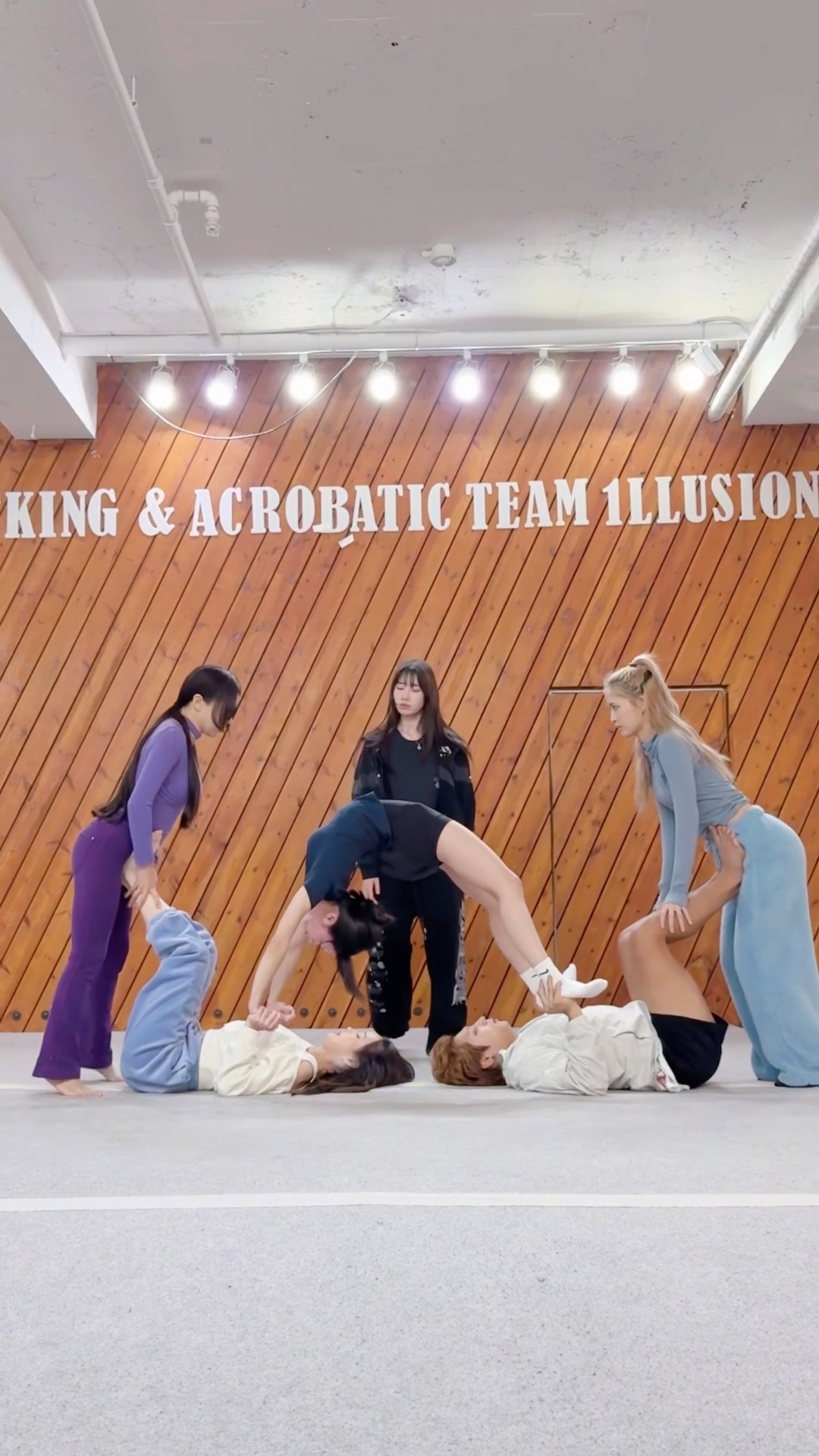 단체로 요가하기⁉️? Teamwork Challenge