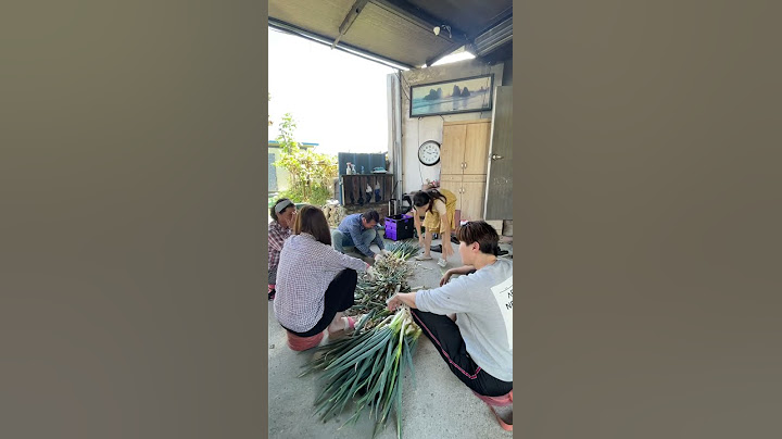 시골집 추석 명절 음식준비중 딸부자집 파다듬기
