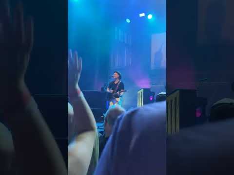 Belle & Sebastian play "Judy and the Dream of Horses" live in San Francisco, June 11 2026