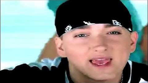 Nicki Minaj- Roman’s  Revenge (Official Video) Feat. Eminem