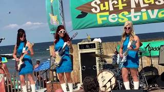 The Surfrajettes - Mr. Moto/Surf Rider Medley