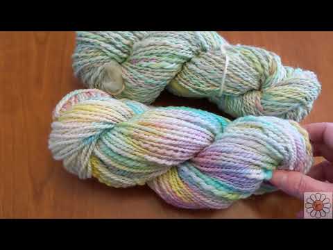 Dye experiment 2: Should you dye your fiber before or after spinning yarn?