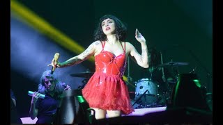 Mon Laferte - Si Una Vez cover de Selena (en vivo desde el Zócalo) chords