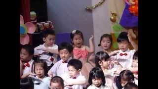 20130720 萬美幼稚園 阿嘟嘟在中段的演出 (忘了歌名)