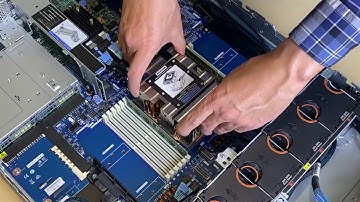 Lenovo ThinkSystem SR655 V3 removing a processor and heat sink