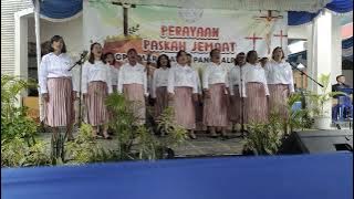 Terlalu besar oleh VG Hosana