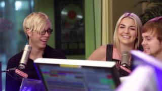 R5 - RDMA Envelopes - 2014 RDMA | Radio Disney Music Awards | Radio Disney