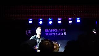 Blink 182 - Dammit (acoustic) live @ PRYZM, London 2019