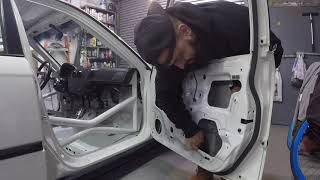 Ek civic weight reduction PT.1! How to cut the doors on your Honda Civic