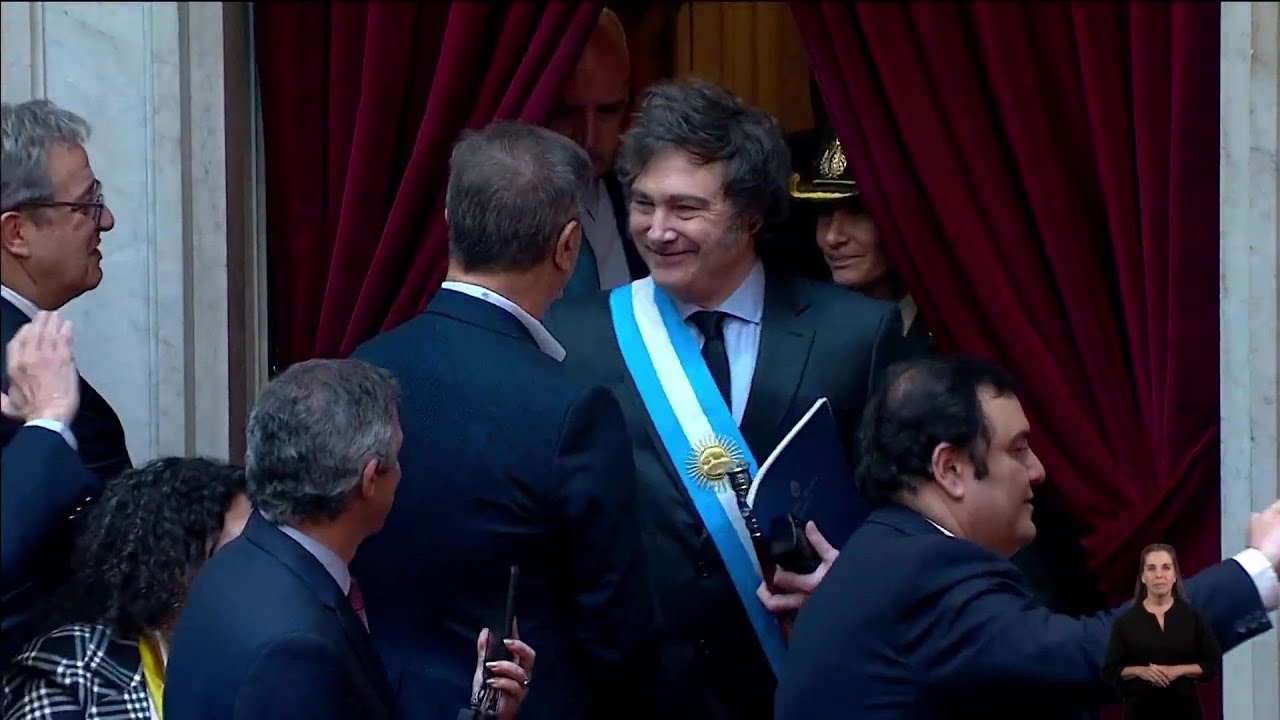 🔴 ASÍ INGRESÓ JAVIER MILEI AL CONGRESO PARA PRESENTAR EL PRESUPUESTO ...