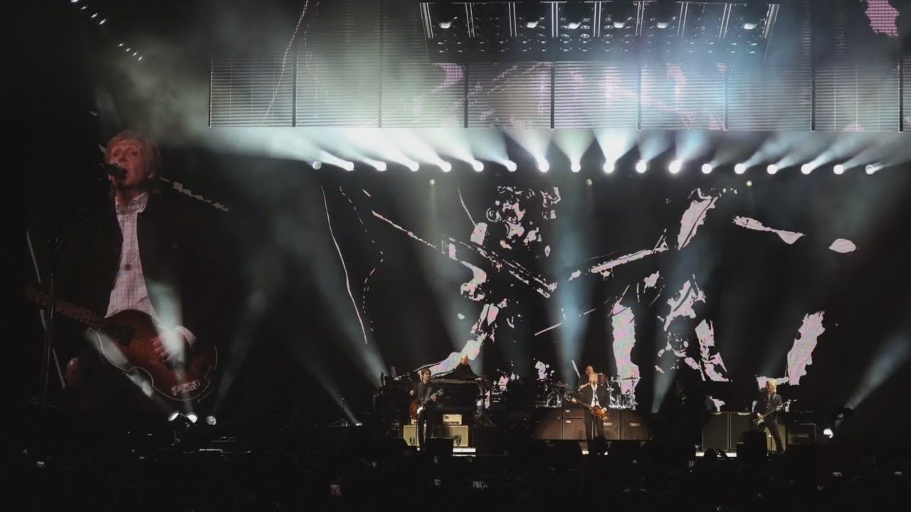 Paul McCartney rocks Fort Wayne - YouTube