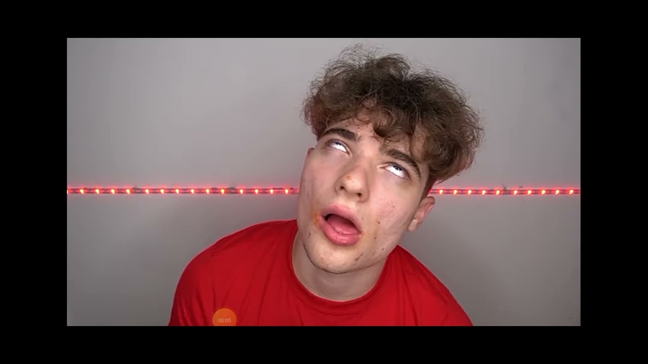 Spizee Facebook spizee dies(shitpost) - YouTube