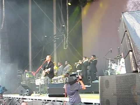 Peter Fox - Haus am See (live @ Rock-A-Field) - YouTube