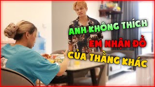 Phát Hiện Hà Rùa Nhận Quà Từ Trai Lạ | Đang Hà Couple