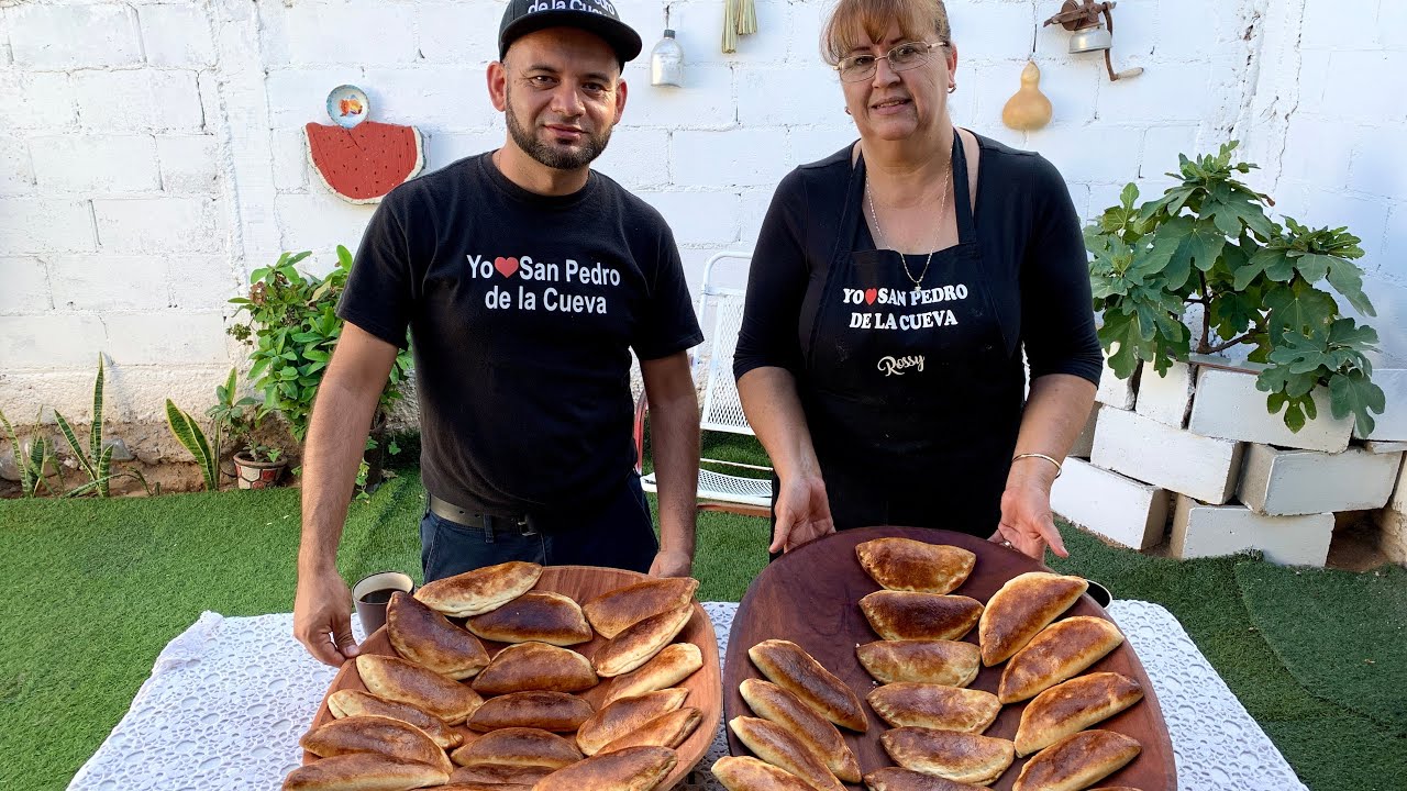 Como se hacen las empanadas por Rossy Salguero en San Pedro de la Cueva