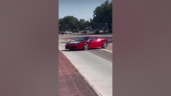 Girl Crashes Her Daddy’s Ferrari 458 Leaving Car Show! #shorts