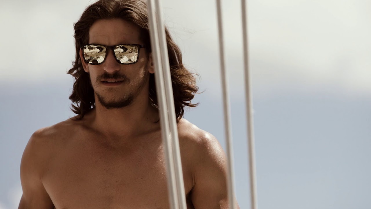 LE SPECS - BRAND VIDEO