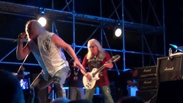 Uriah Heep - Look At Yourself (live Veruno 2 days prog+1 02/09/16)